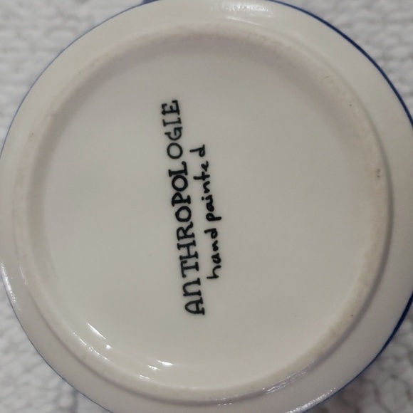 ANTHROPOLOGIE MUG / INITIAL "V" - Picture 3 of 5
